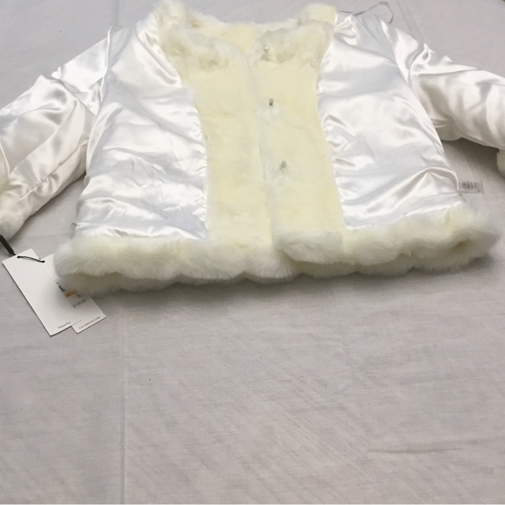 Off white Calvin Klein faux fur jacket size Sm - Picture 3 of 16